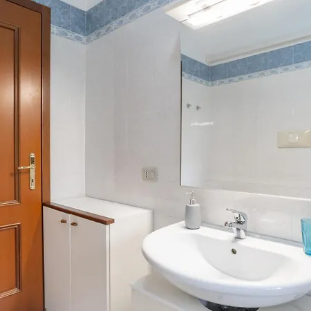 Spacious Bright Apartment Near City Center And Como Lake With Air Conditioning Lecco Extérieur photo