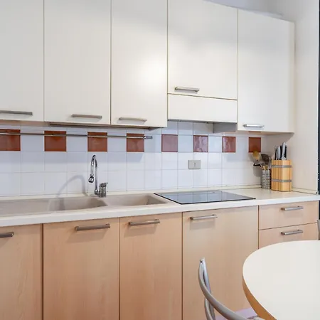 Spacious Bright Apartment Near City Center And Como Lake With Air Conditioning Lecco Extérieur photo